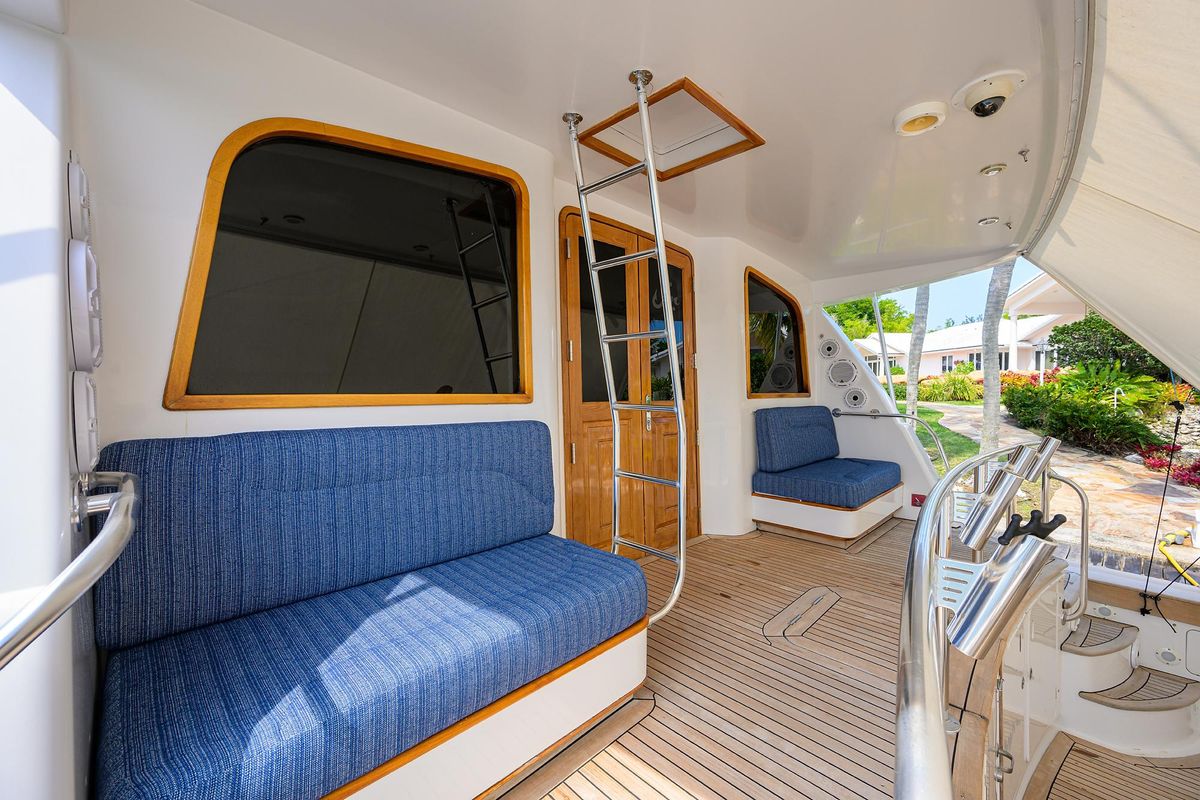 2004 Sea Force IX 82 