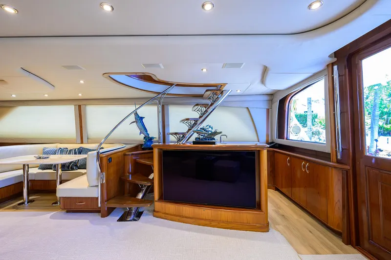 Jr Yacht Photos Pics Luxurious interior of 2004 Sea Force IX 82 Enclosed Bridge yacht with modern amenities.
