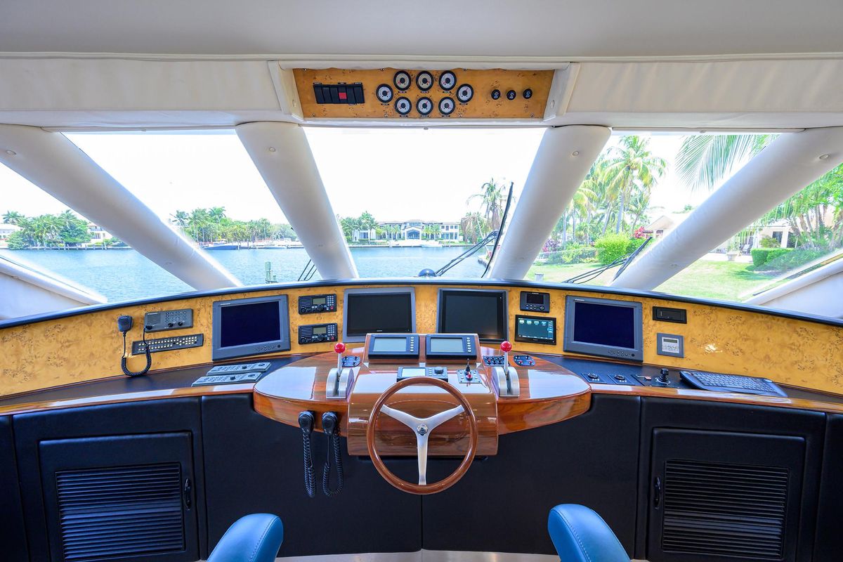 2004 Sea Force IX 82 