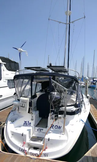 Ale Er Ron Yacht Photos Pics 