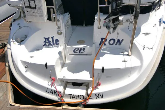 Ale Er Ron Yacht Photos Pics 