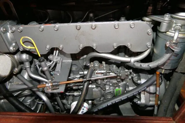 Ale Er Ron Yacht Photos Pics 