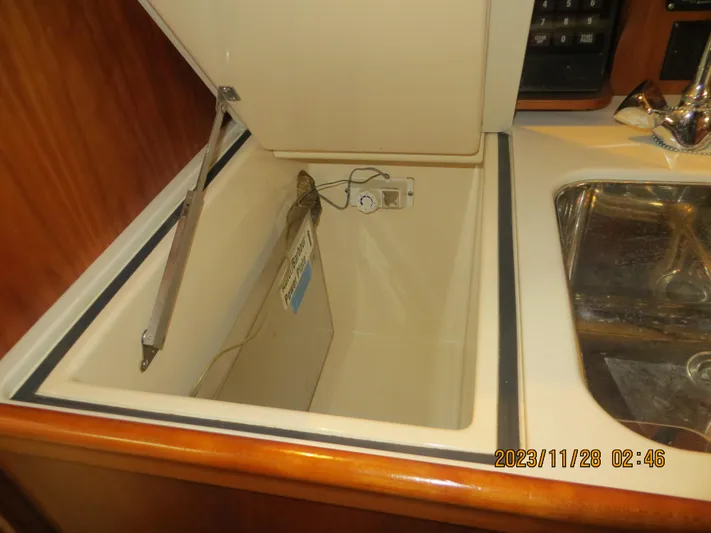 Seas The Day Ll Yacht Photos Pics 