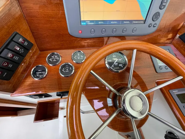 Seas The Day Ll Yacht Photos Pics 