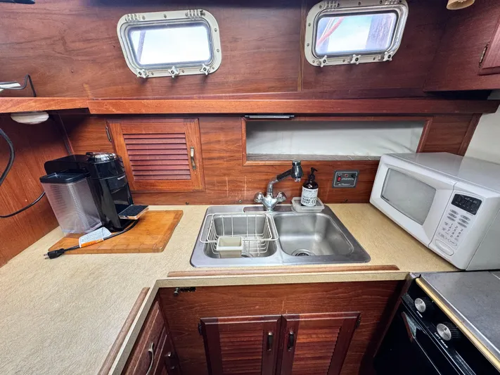 Ocean Bliss II Yacht Photos Pics 