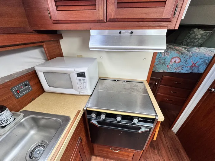 Ocean Bliss II Yacht Photos Pics 