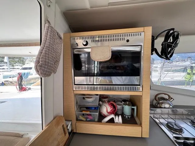 Island State Of Mind Yacht Photos Pics Oven