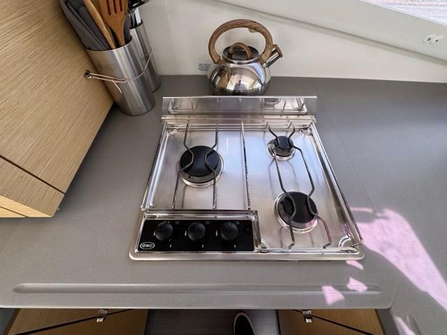 2014 Fountaine Pajot 43 