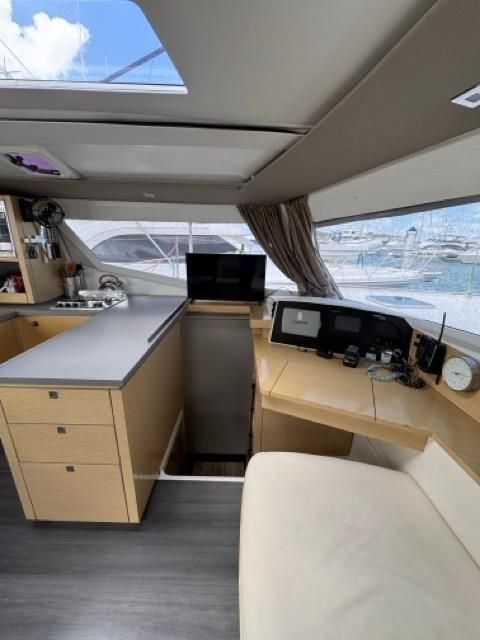 2014 Fountaine Pajot 43 