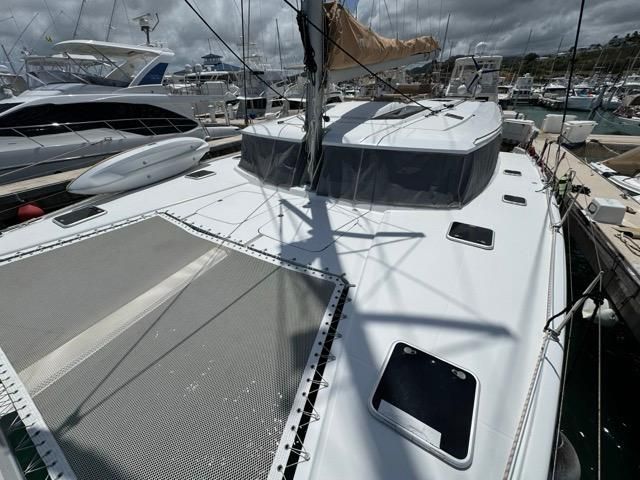 2014 Fountaine Pajot 43 