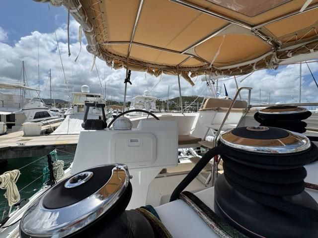2014 Fountaine Pajot 43 