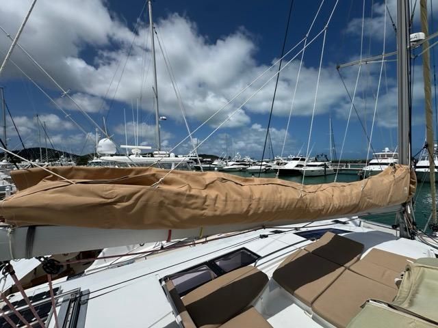 2014 Fountaine Pajot 43 