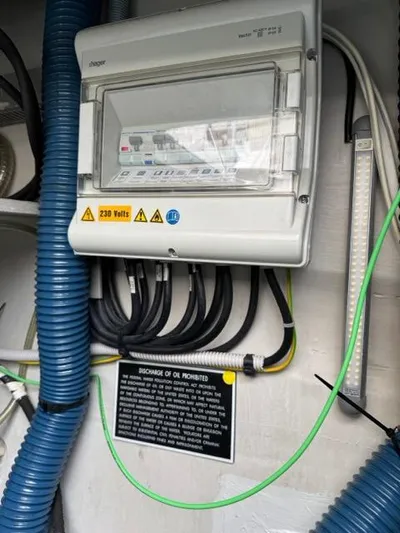 Island State Of Mind Yacht Photos Pics Breakers