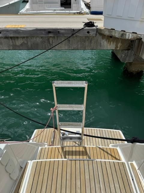 2014 Fountaine Pajot 43 