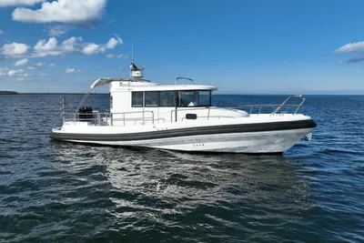 2016 Paragon 31 Cabin