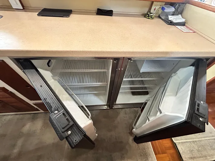 Ursa Major Yacht Photos Pics 