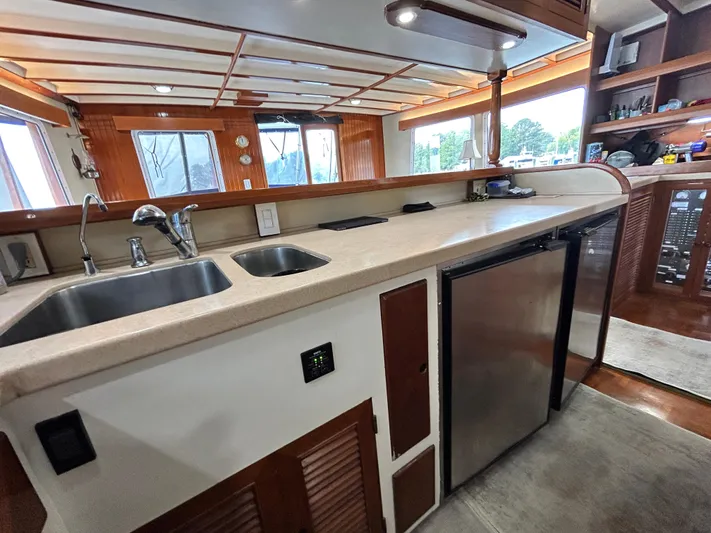 Ursa Major Yacht Photos Pics 