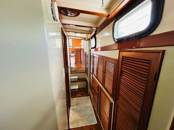 Ursa Major Yacht Photos Pics 