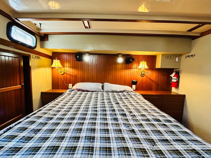 Ursa Major Yacht Photos Pics 