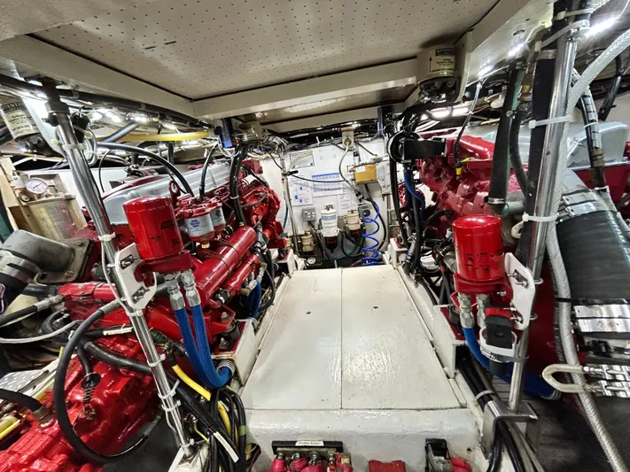 Ursa Major Yacht Photos Pics 