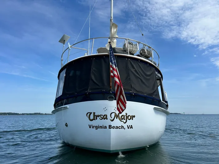 Ursa Major Yacht Photos Pics 