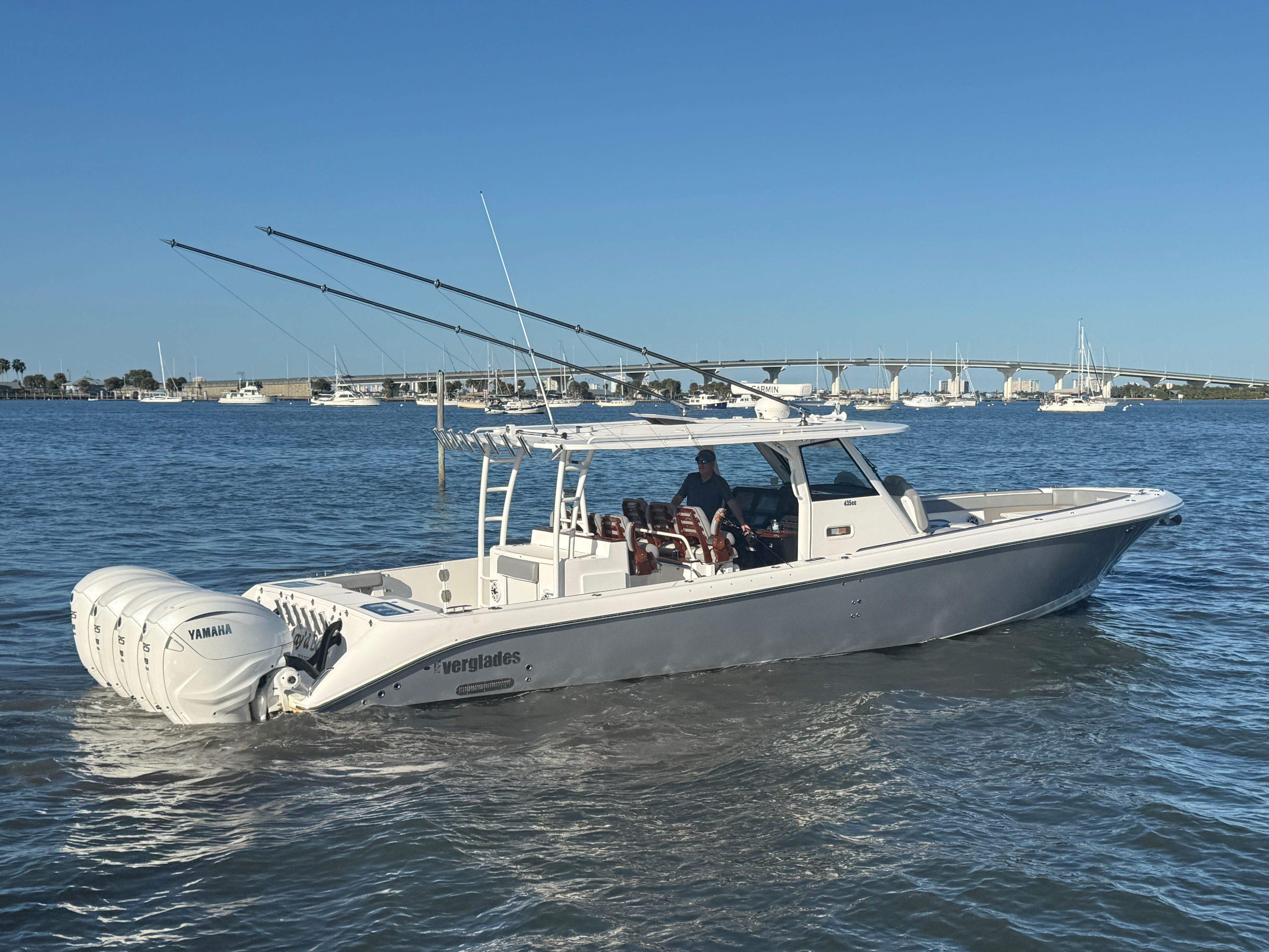 Everglades 435 Center Console