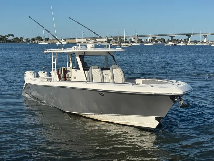  Yacht Photos Pics 2021 EVERGLADES 435 CC - Image 9