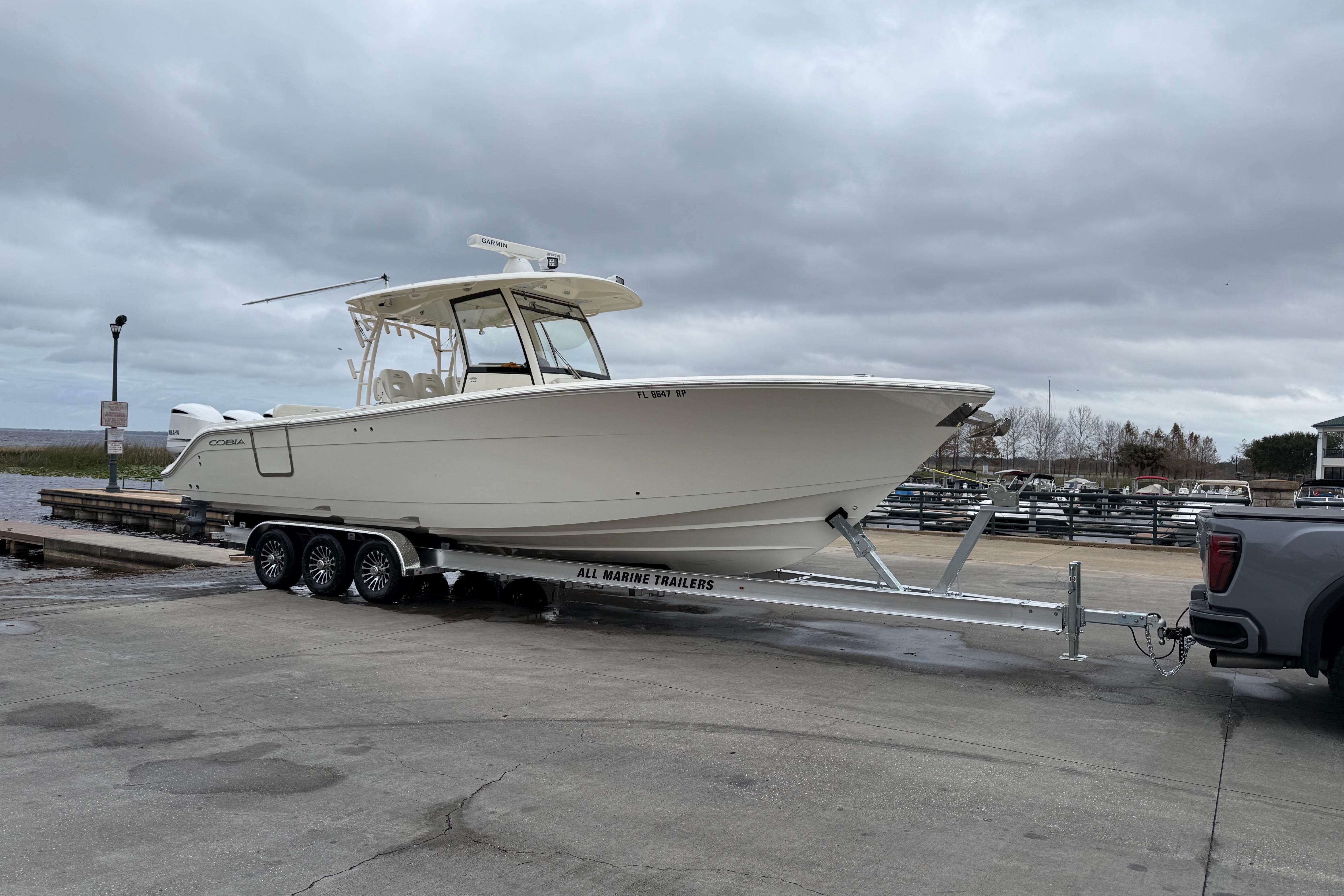 Cobia 344 Center Console