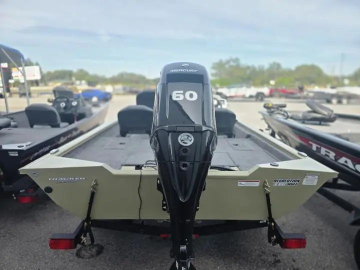 Tracker Pro Team 175 Crappie Edition