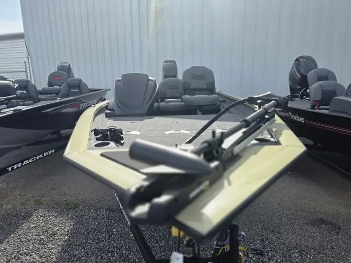 Tracker Pro Team 175 Crappie Edition