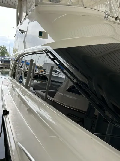 Bona Vida Yacht Photos Pics 