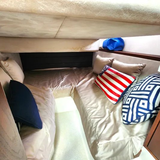 Makers Time Yacht Photos Pics Cozy cabin interior of 2018 Galeon 430 HTC yacht with decorative pillows.