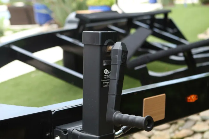  Yacht Photos Pics Trailer hitch of 2024 Nautique Super Air Nautique G23, close-up view.