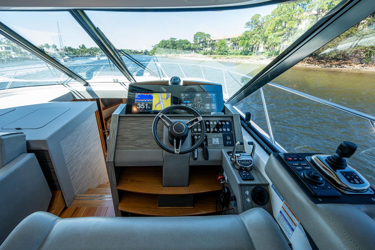 2020 Tiara Yachts 53 