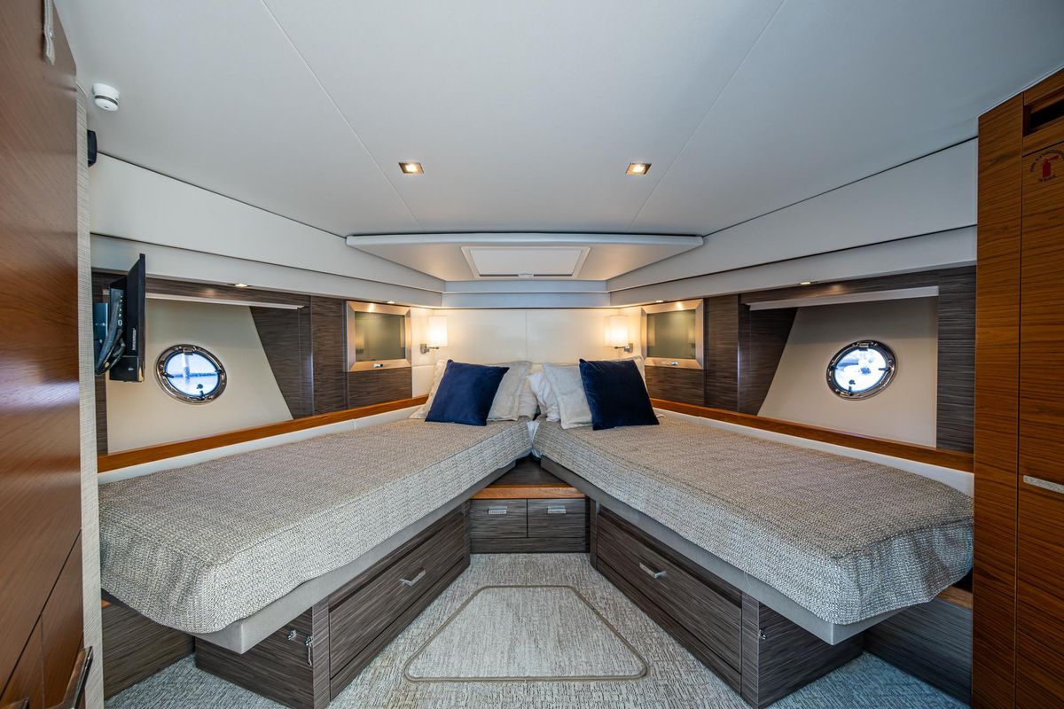 2020 Tiara Yachts 53 
