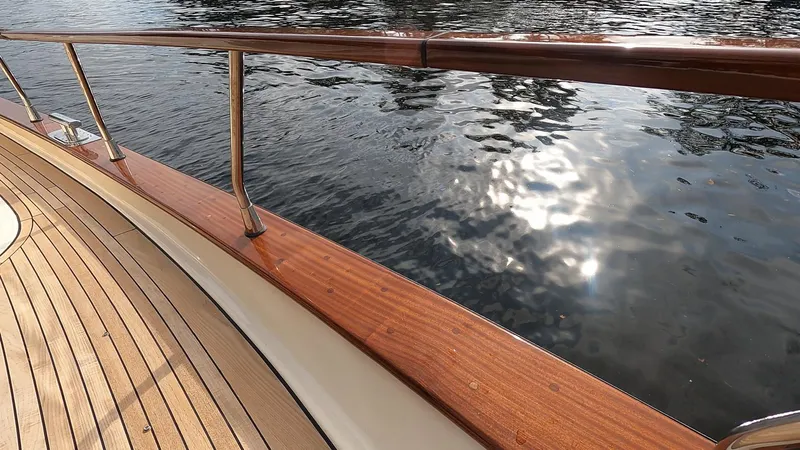 Fratelli Aprea Sorrento 32 Yacht Photos Pics 