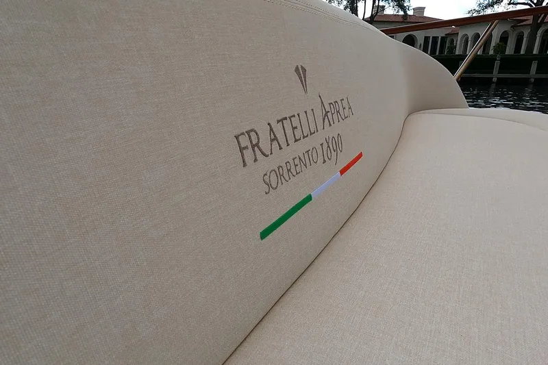 Fratelli Aprea Sorrento 32 Yacht Photos Pics 