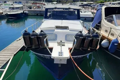 2009 Majoni Majoni 40