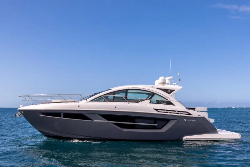 Macaco Yacht Photos Pics 