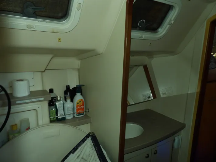 Summer Breeze Yacht Photos Pics 