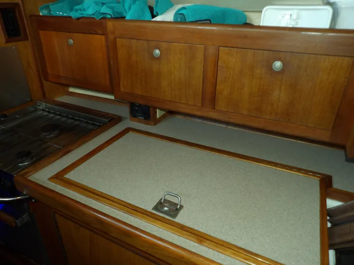 Summer Breeze Yacht Photos Pics 