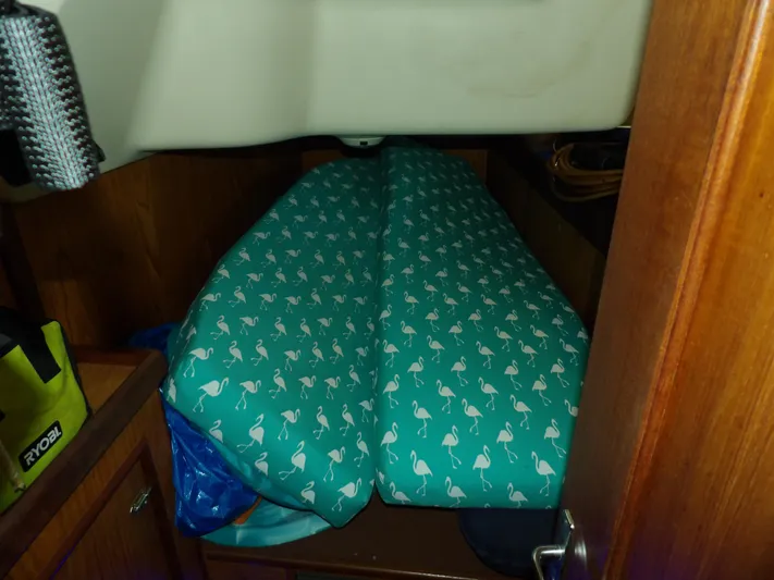 Summer Breeze Yacht Photos Pics 