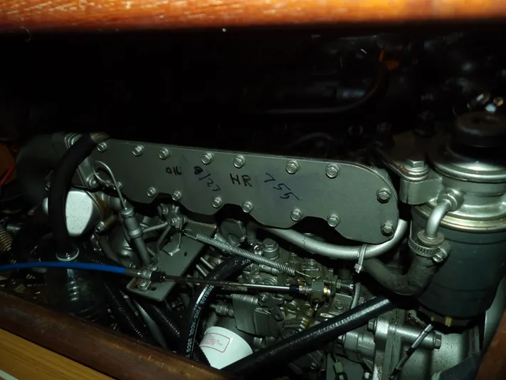 Summer Breeze Yacht Photos Pics 