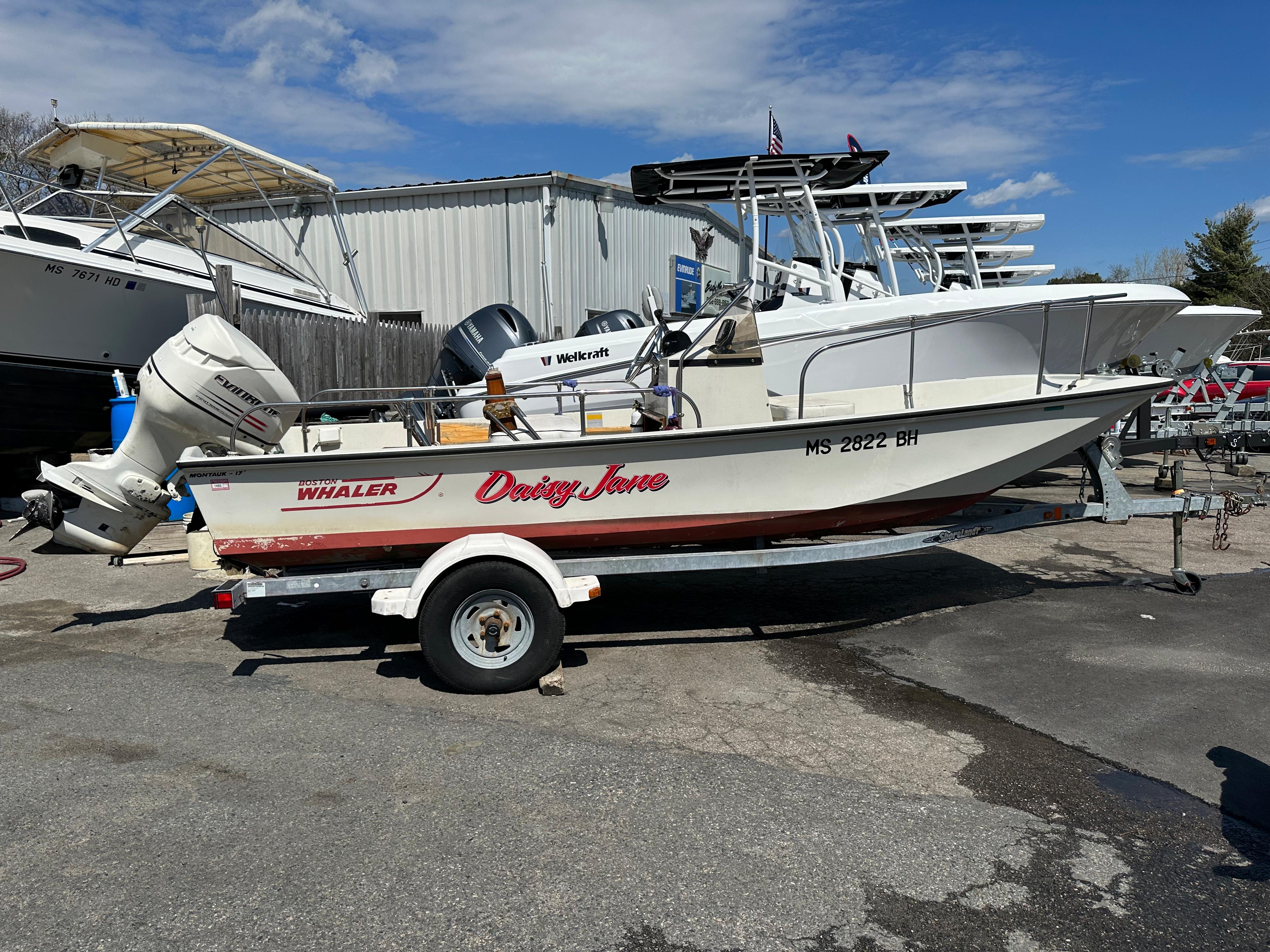 Boston whaler 17 montauk best sale cooler seat