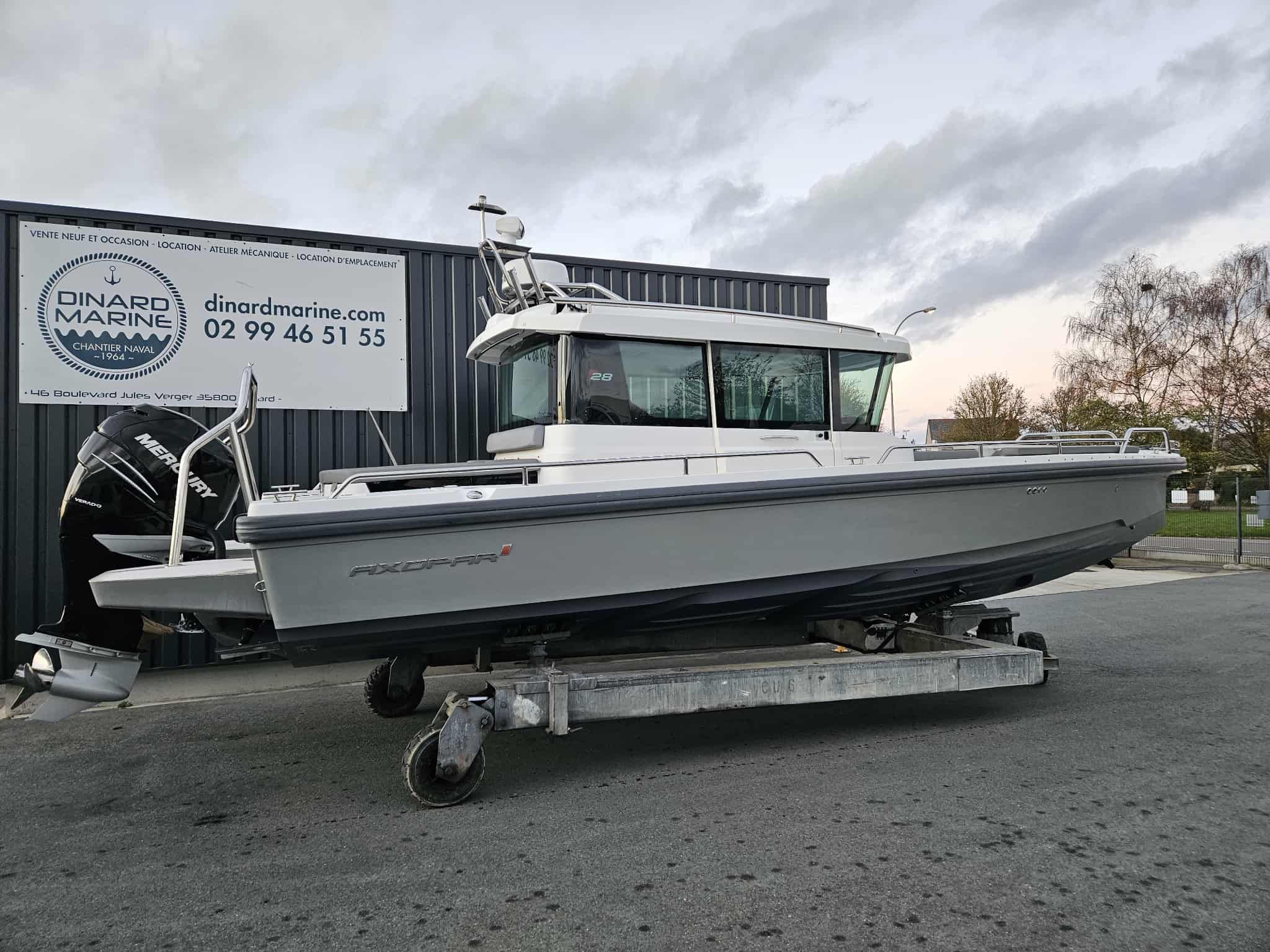 2018 Axopar 28 Cabin