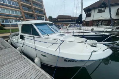 1999 Beneteau Antares 7.60