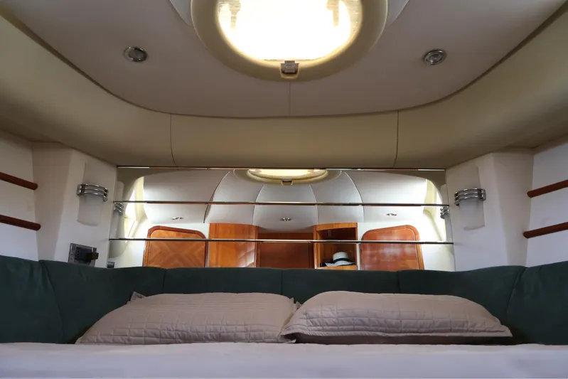 Larras III Yacht Photos Pics 