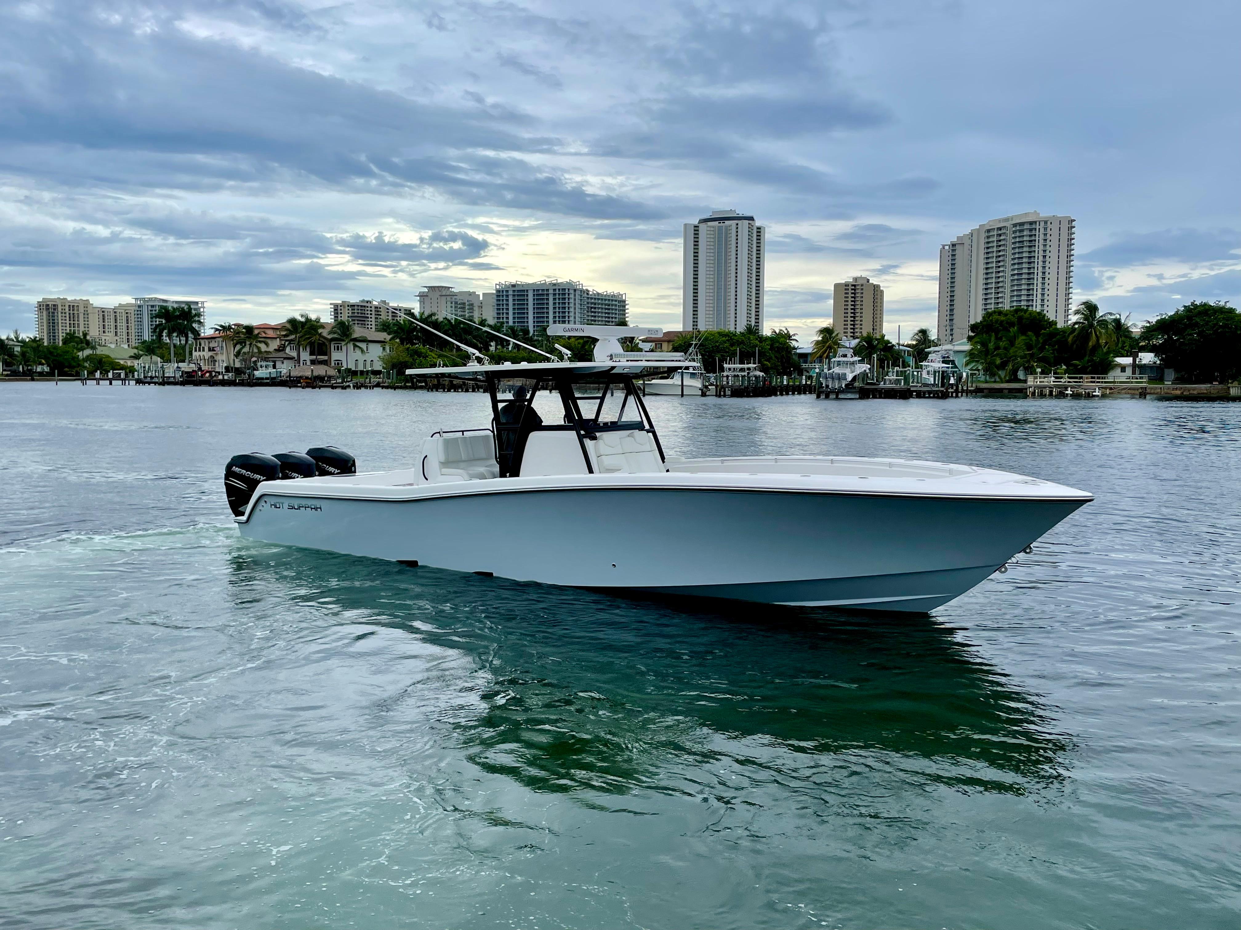 2021 Invincible 39 Open Fisherman Centre Console for sale - YachtWorld