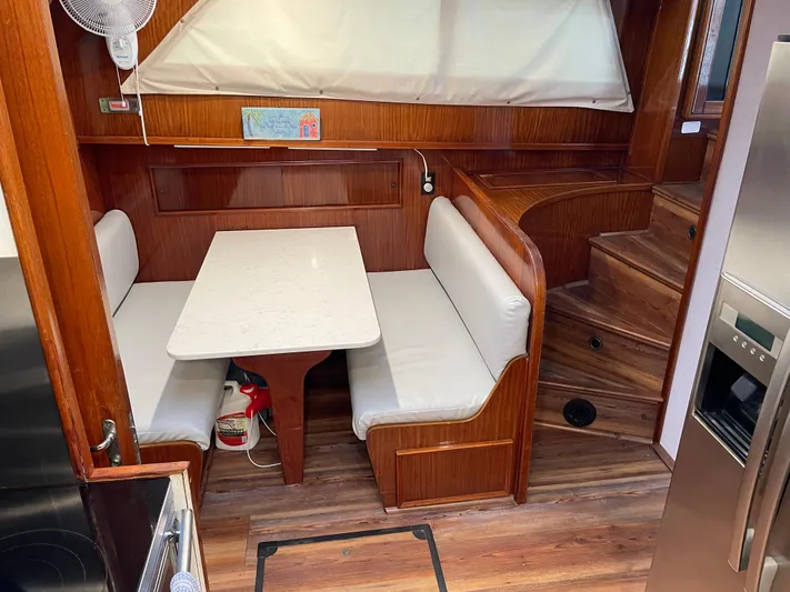 Jolly Mon III Yacht Photos Pics 