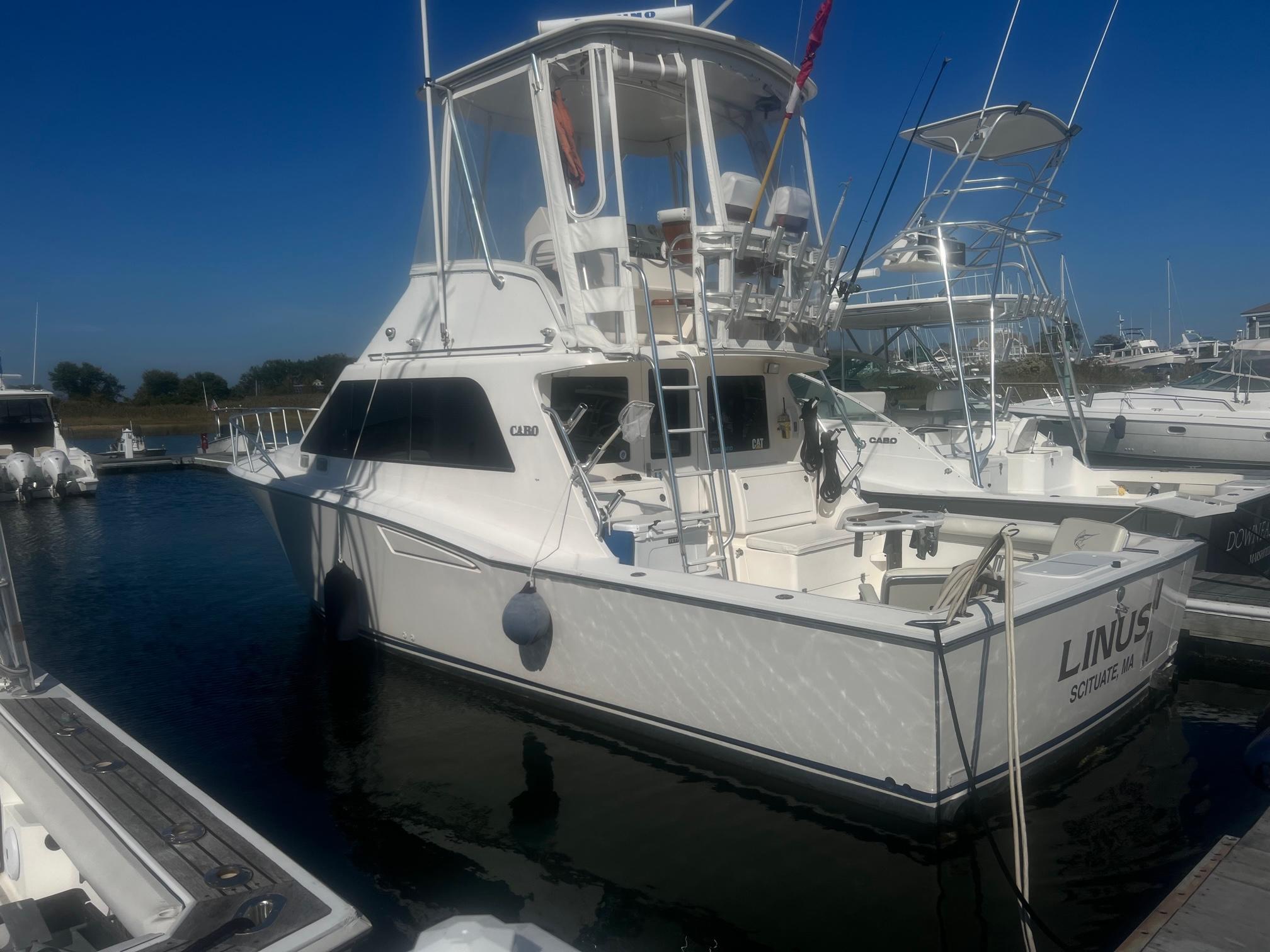 Cabo 35 Flybridge